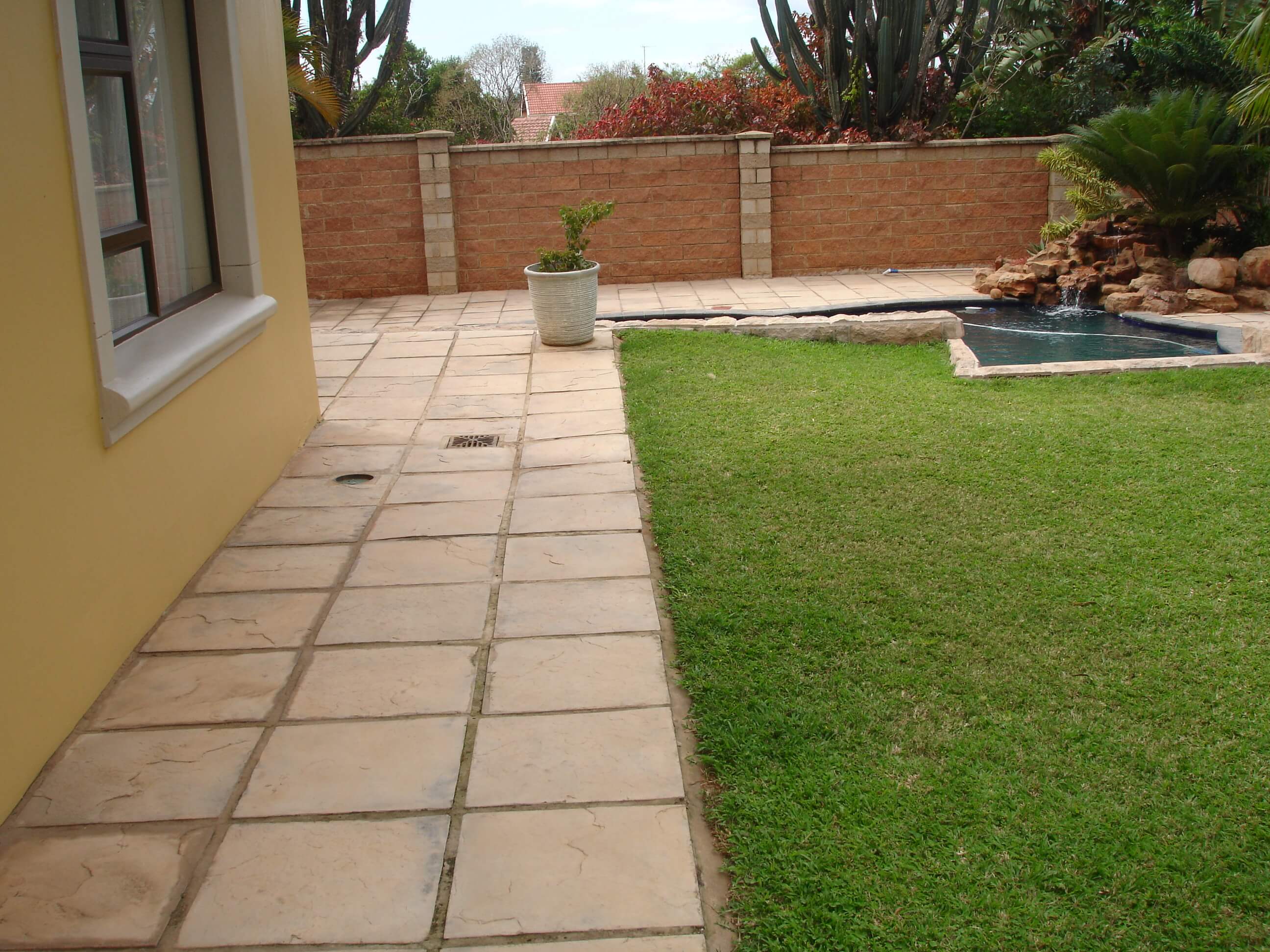Backyard Paving